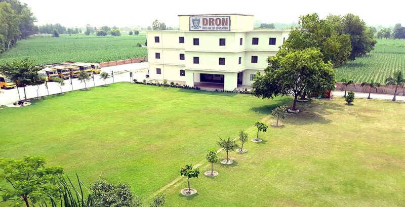 dron-college-education-green-campus
